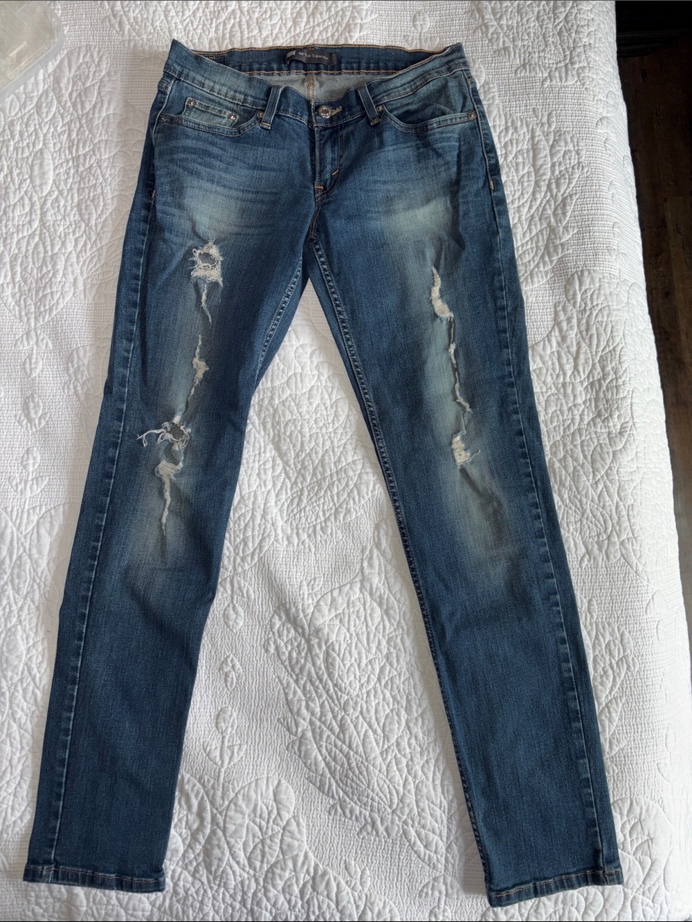 Levi's Women’s 524 too superlow Ripped Skinny Jeans in Medium Blue Wash